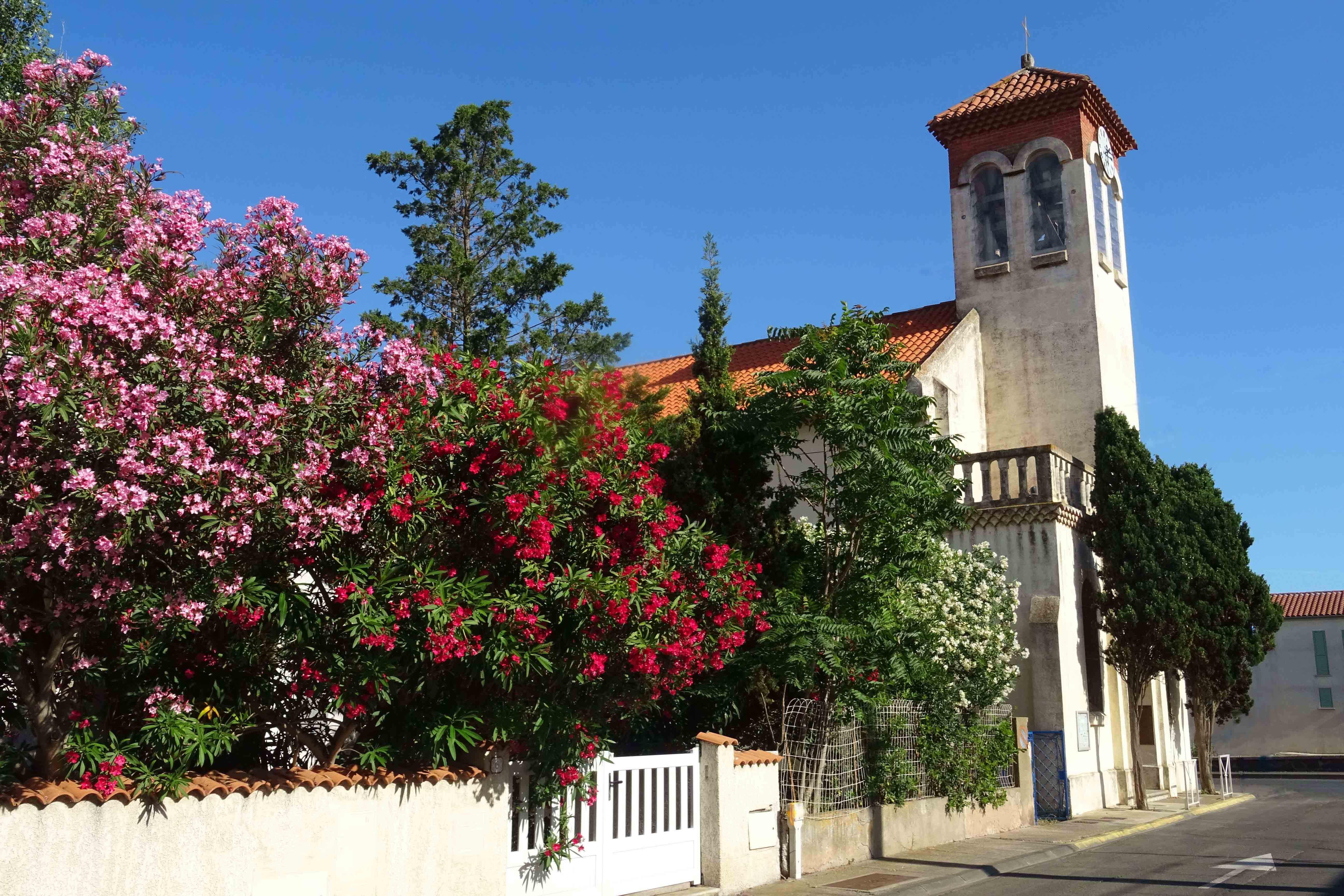 Eglise_Cap_dagde.jpg